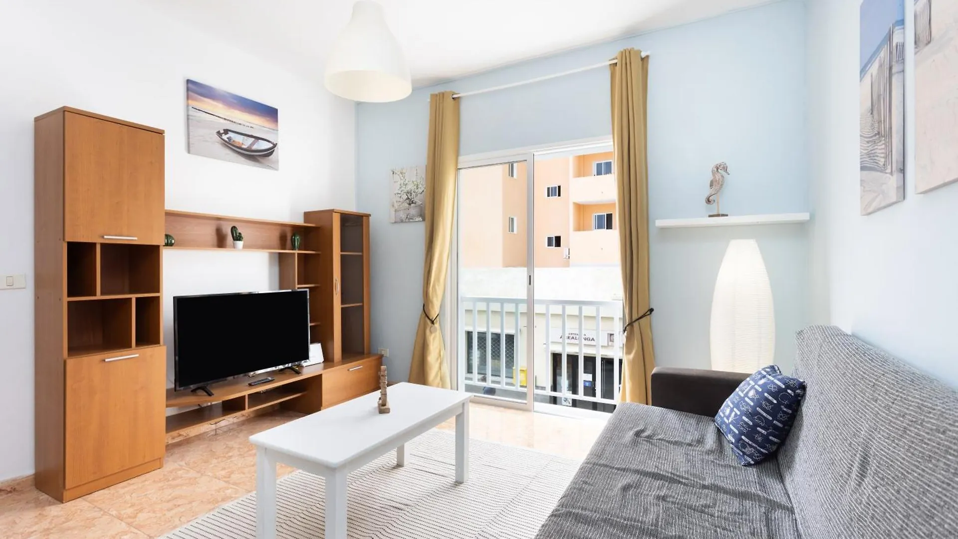 Apartamento La Arena Rosa contacts